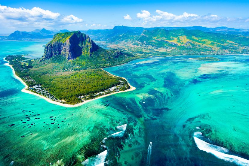 Mauritius, Madagascar & Capetown Fly/Cruise